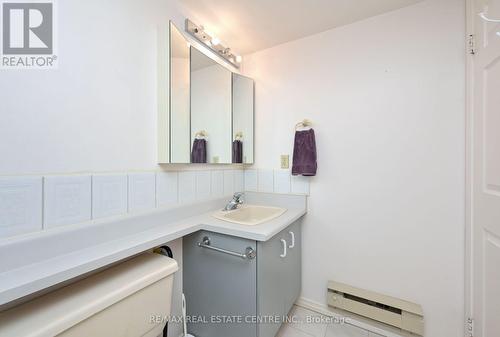 1203 - 320 Mill Street S, Brampton, ON - Indoor Photo Showing Bathroom