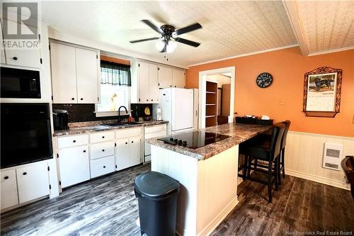 10-12 St. James Street, St. Stephen, NB - Indoor Photo Showing Kitchen