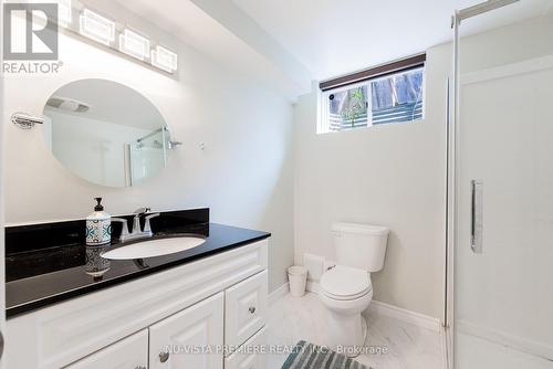 1945 Foxwood Avenue, London, ON - Indoor Photo Showing Bathroom