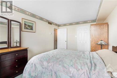 2304 - 530 Laurier Avenue W, Ottawa, ON - Indoor Photo Showing Bedroom