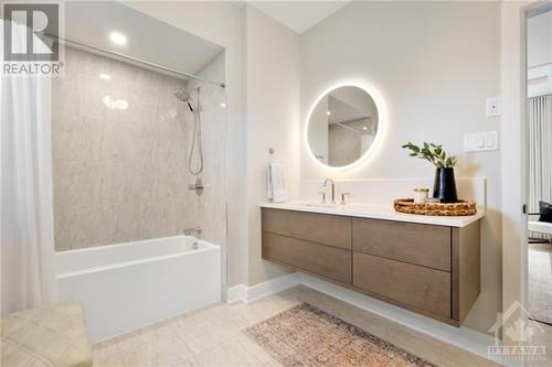 222 Pioneer Road, Russell, ON - Indoor Photo Showing Bathroom