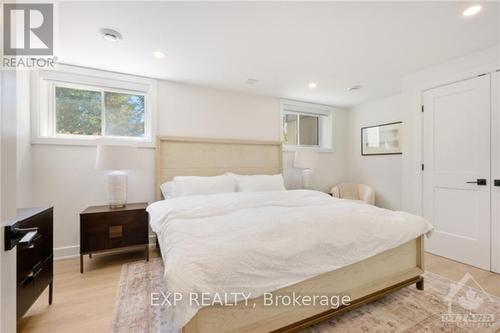 222 Pioneer Road, Russell, ON - Indoor Photo Showing Bedroom