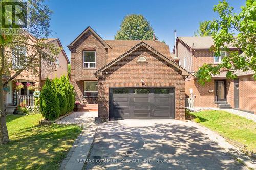 16 Hallen Road, Brampton (Fletcher'S West), ON - Outdoor