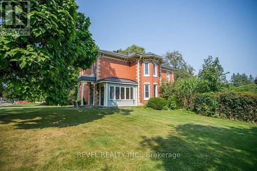 386 Maple Avenue S, Brant (Burford), ON - Outdoor