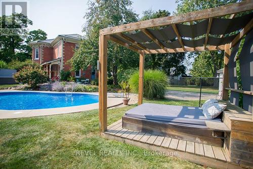 386 Maple Avenue S, Brant (Burford), ON - Outdoor With In Ground Pool