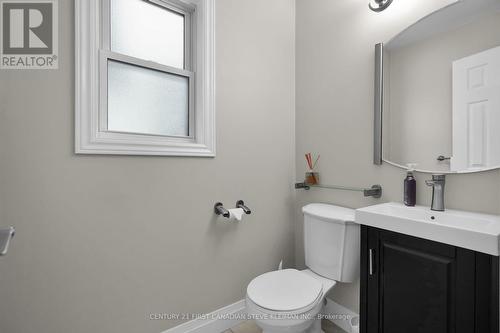 75 Grenfell Court, London, ON - Indoor Photo Showing Bathroom