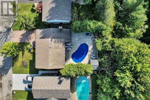 75 Grenfell Court, London, ON - Outdoor With In Ground Pool