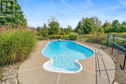 9433 Sideroad 10, Erin, ON - Outdoor With In Ground Pool With Backyard