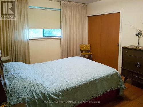 14 May Avenue, Richmond Hill, ON - Indoor Photo Showing Bedroom