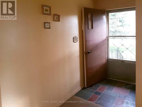 14 May Avenue, Richmond Hill (North Richvale), ON - Indoor Photo Showing Other Room