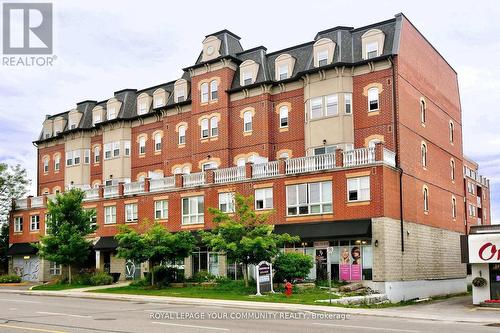 306 - 15450 Yonge Street, Aurora, ON - Outdoor With Facade