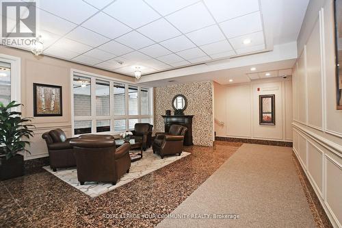 306 - 15450 Yonge Street, Aurora, ON - Indoor Photo Showing Other Room