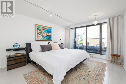 337 - 40 Oaklands Avenue, Toronto (Yonge-St. Clair), ON - Indoor Photo Showing Bedroom