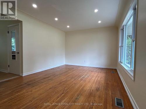 238 Cedar Street, Cambridge, ON - Indoor Photo Showing Other Room