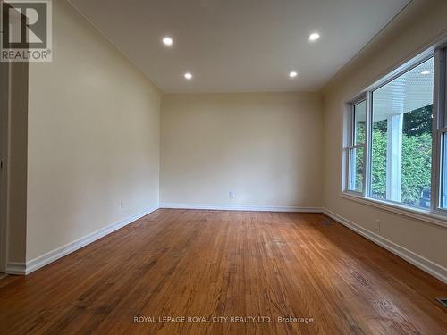 238 Cedar Street, Cambridge, ON - Indoor Photo Showing Other Room