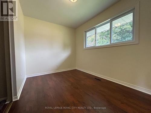 238 Cedar Street, Cambridge, ON - Indoor Photo Showing Other Room