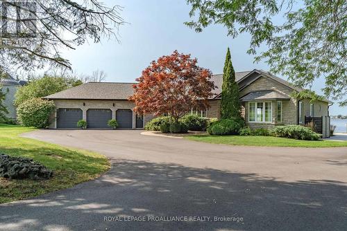 2400 County Rd 3, Prince Edward County (Ameliasburgh), ON - Outdoor