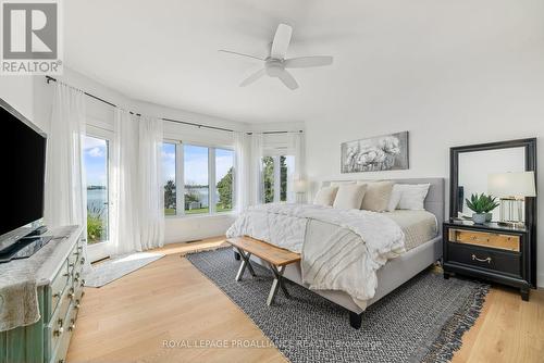 2400 County Rd 3, Prince Edward County (Ameliasburgh), ON - Indoor Photo Showing Bedroom