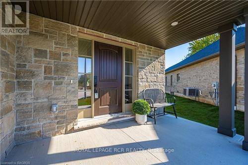 518 Newfoundland Street, Wellington North (Mount Forest), ON - Outdoor With Deck Patio Veranda With Exterior