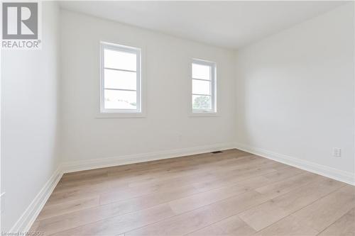 518 Newfoundland Street, Mount Forest, ON - Indoor Photo Showing Other Room