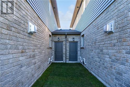 518 Newfoundland Street, Mount Forest, ON - Outdoor