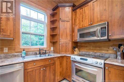 304 Chemin Saint -Ignace, Saint-Louis, NB - Indoor Photo Showing Kitchen With Double Sink