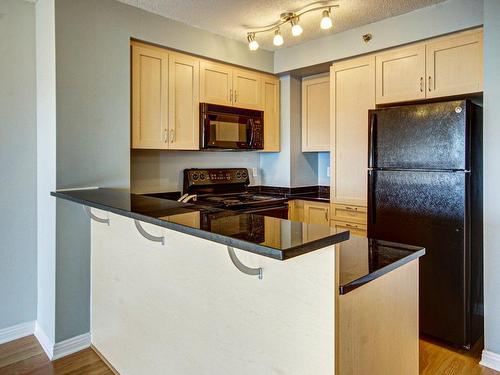 Kitchen - 1203-650 Rue Jean-D'Estrées, Montréal (Ville-Marie), QC - Indoor Photo Showing Kitchen