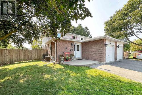 39 Hobbs Drive, Clarington (Bowmanville), ON - Outdoor