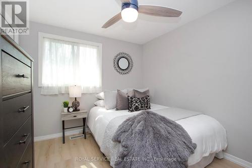 39 Hobbs Drive, Clarington (Bowmanville), ON - Indoor Photo Showing Bedroom