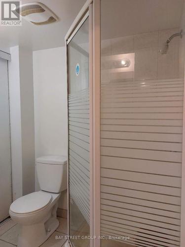 73 Treetops Court, Toronto, ON - Indoor Photo Showing Bathroom