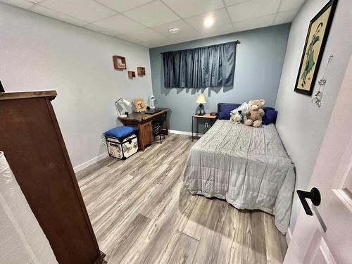 680 Maki Road, Murillo, ON - Indoor Photo Showing Bedroom