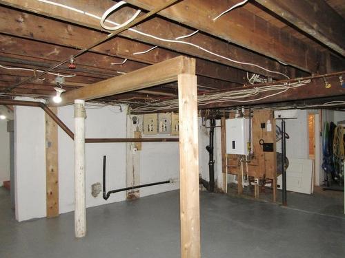 306 First Street East, Fort Frances, ON - Indoor Photo Showing Basement