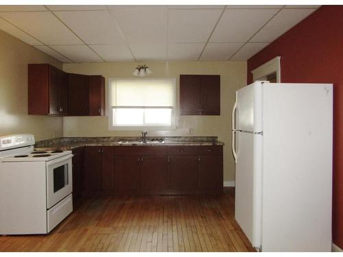 306 First Street East, Fort Frances, ON - Indoor Photo Showing Kitchen