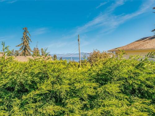 3-1225 Centre Rd, Qualicum Beach, BC 