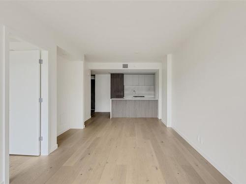 1113-2000 Hannington Rd, Langford, BC - Indoor