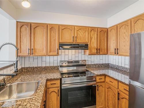 415-30 Cavan St, Nanaimo, BC - Indoor Photo Showing Kitchen