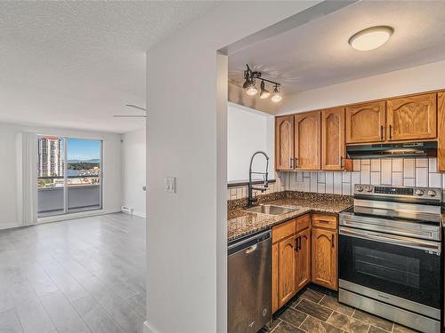 415-30 Cavan St, Nanaimo, BC - Indoor Photo Showing Kitchen