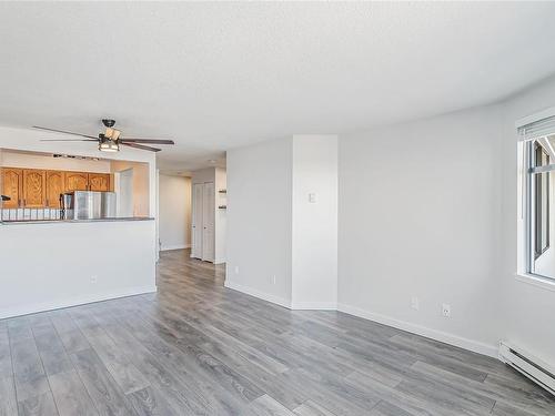 415-30 Cavan St, Nanaimo, BC - Indoor Photo Showing Kitchen