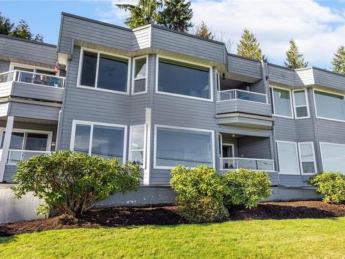 102-3132 Island Hwy West, Qualicum Beach, BC - Outdoor With Balcony