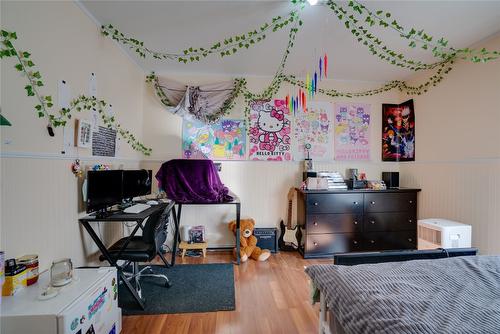 1605 15 Avenue, Vernon, BC - Indoor Photo Showing Bedroom