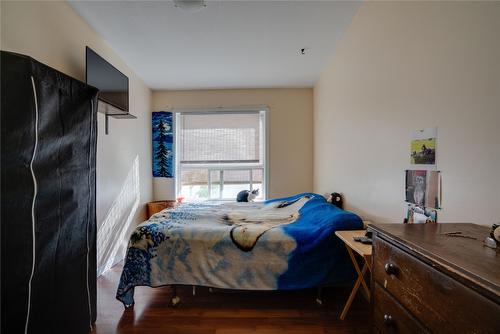 1605 15 Avenue, Vernon, BC - Indoor Photo Showing Bedroom