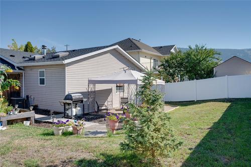 1605 15 Avenue, Vernon, BC - Outdoor With Exterior