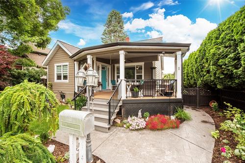 1881 Ethel Street, Kelowna, BC - Outdoor With Deck Patio Veranda With Facade