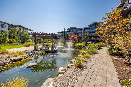 111-600 Sarsons Road, Kelowna, BC - Outdoor With Body Of Water