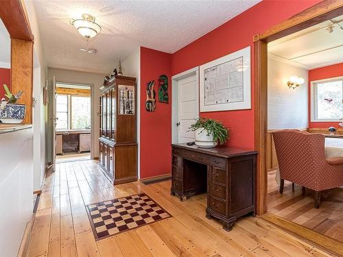 4405 Telegraph Rd, Cowichan Bay, BC 