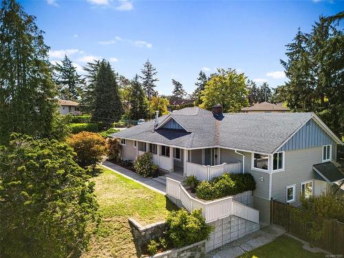 268 Glenairlie Dr, View Royal, BC 