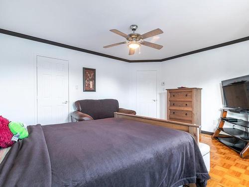 Chambre Ã  coucher principale - 6755 Rue Booker, Brossard, QC - Indoor Photo Showing Bedroom