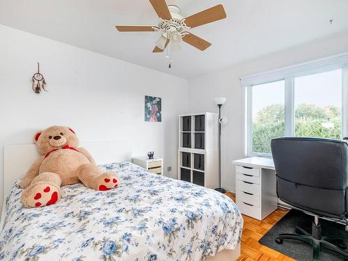 Chambre Ã Â coucher - 6755 Rue Booker, Brossard, QC - Indoor Photo Showing Bedroom