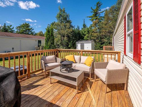 15 Bumpy Lane, Lake Echo, NS 