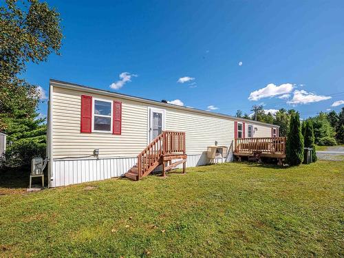 15 Bumpy Lane, Lake Echo, NS 